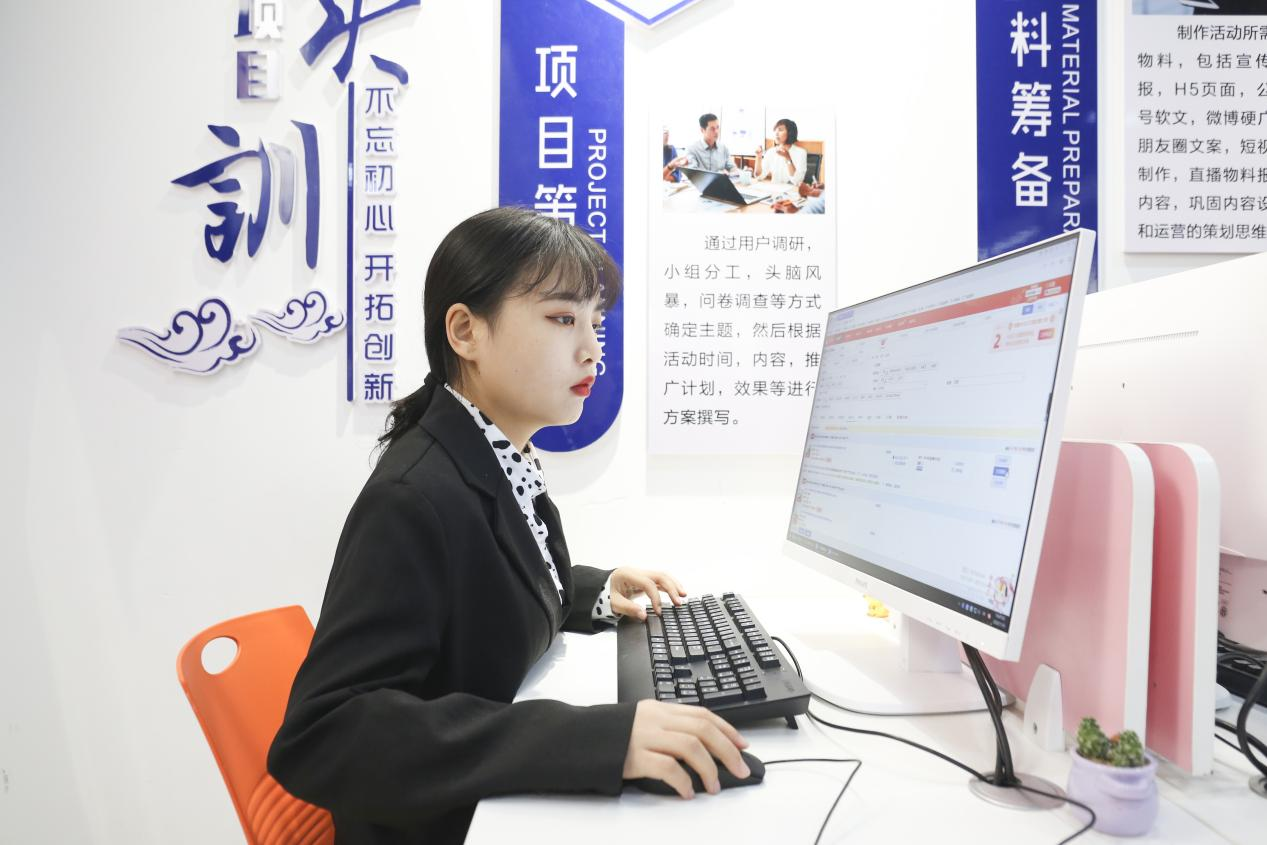 ��Ӌ(j��)�r(sh��)3����5��28�ձRɼ�����A�����(l��i)��