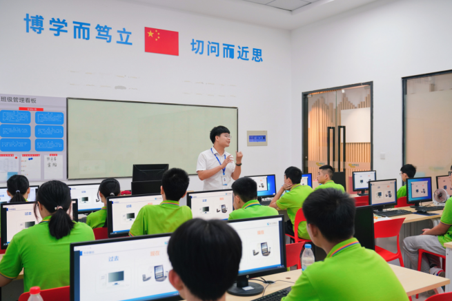 �����pʮ�����V�����A�̼����A�����u�����ʻ�ӵ������