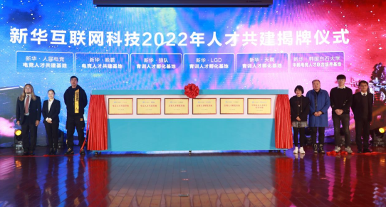 ��Ӹ�(j��ng)��4.0���I(y��)�l(f��)����(hu��)��늸�(j��ng)����(y��u)�˲�Ӌ(j��)������(d��ng)�xʽʢ��Ļ