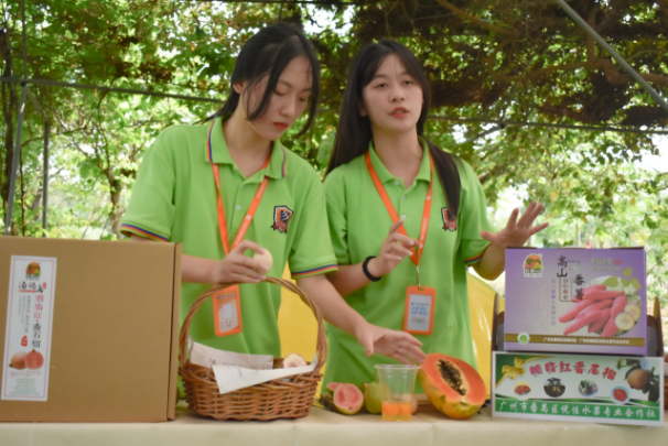 �V�����A�W��ֱ����؛���鹫�����r(n��ng)ؕ�I�ഺ����