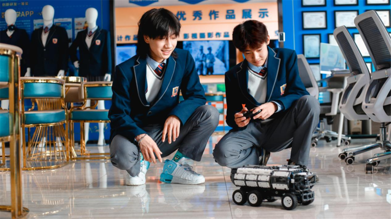 ���������ϸ�����ô�k�������ϸ��п����xʲô�WУ��