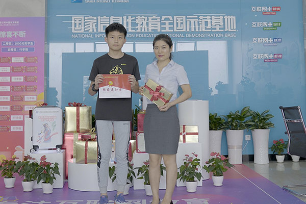 ��������|���A׌���c늸�(j��ng)���ӽ�