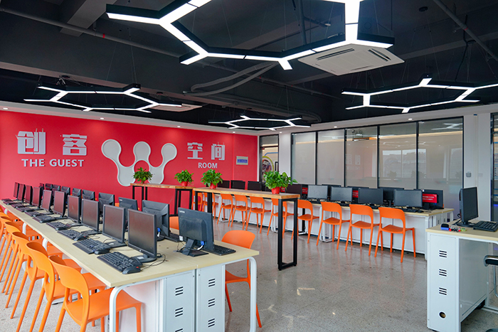電商創(chuàng)客空間中心 電商創(chuàng)客空間中心