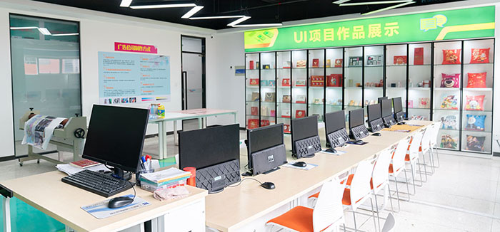 ���A��(li��n)�W(w��ng)�Ƽ��WУУ�@�Ļ�