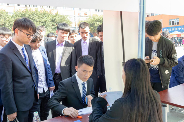 �۽�|���A��(li��n)�W(w��ng)�Ƽ������������������M�����I(y��)�l(f��)չ