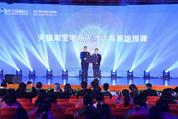 ���ҡ�100λ�ϻ��ˡ�Ӌ(j��)�������A�c���ﹲ����(zhu��n)�I(y��)�˲ţ�