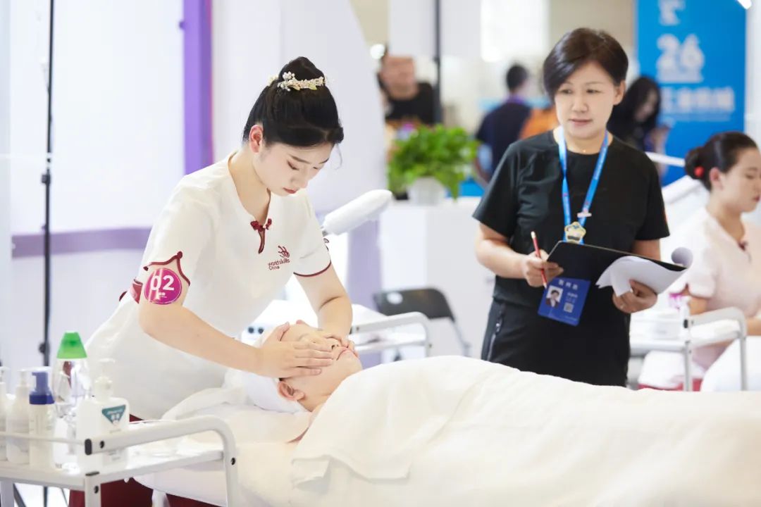 哈爾濱新華電腦學(xué)校 哈爾濱新華電腦學(xué)校