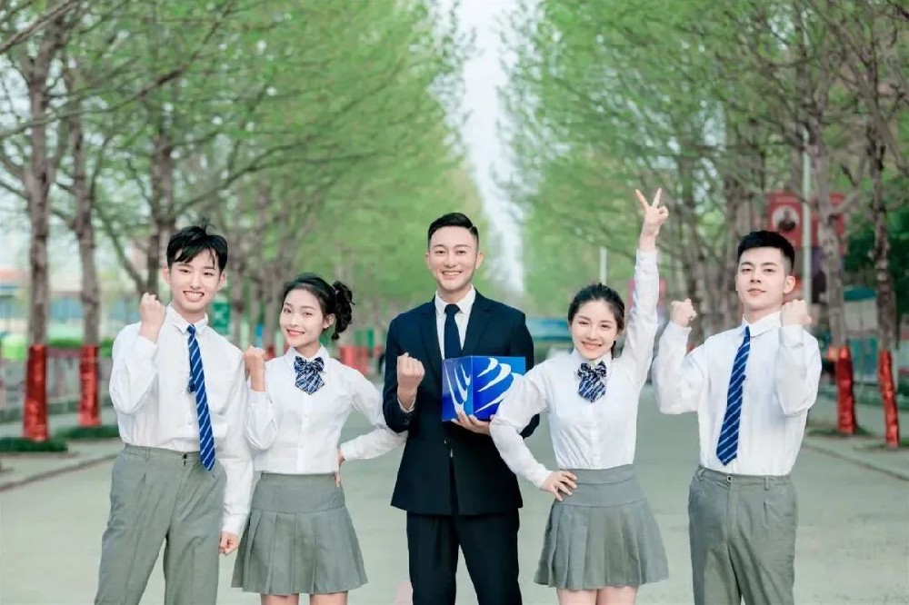 �V�����A��(li��n)�W(w��ng)�Ƽ��W(xu��)У